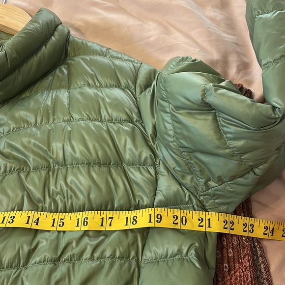 Uniqlo zip up jacket size xl - Picture 4 of 7